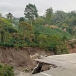 Menata Ulang Perilaku Kita Terhadap Alam, Refleksi Atas Musibah Banjir